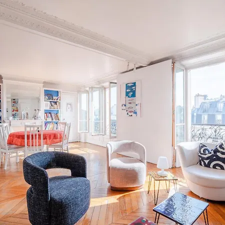 Floor Gem With Eiffel Tower View 아파트 *
