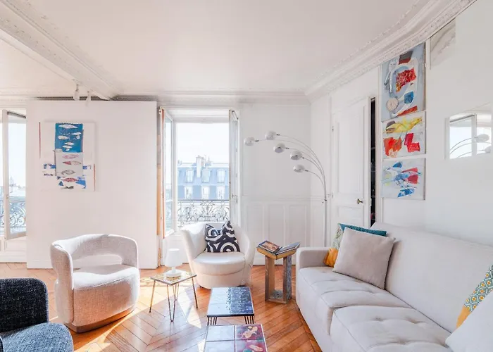Floor Gem With Eiffel Tower View 아파트 *