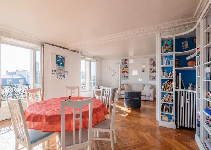 Daire Floor Gem With Eiffel Tower View *