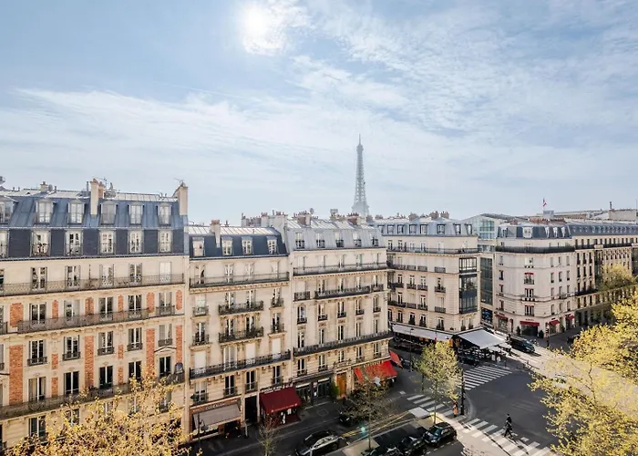 Floor Gem With Eiffel Tower View *