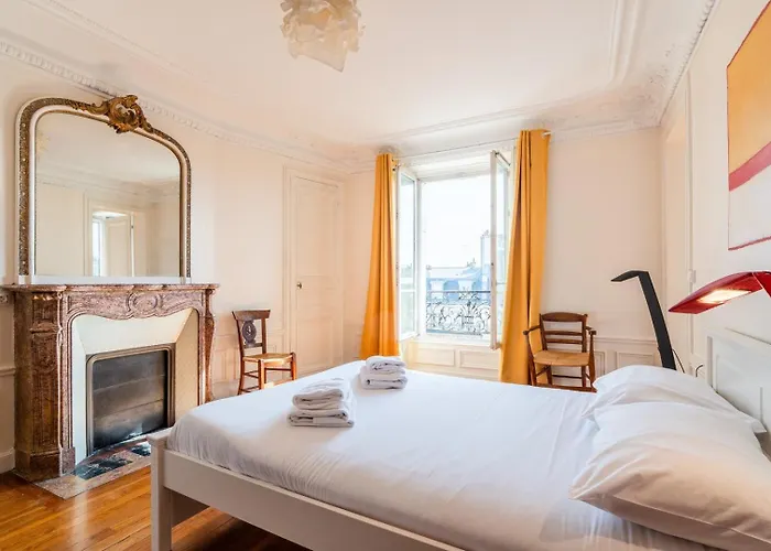 Daire Floor Gem With Eiffel Tower View Paris