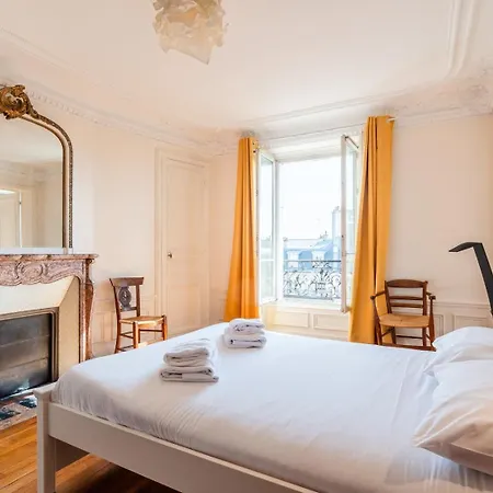 Appartamento Floor Gem With Eiffel Tower View Parigi